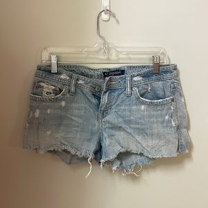 Aeropostal denim shorts light wash. Frayed. Mid rise size 7/8 youth runs sm. GUC